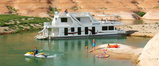 Top Houseboat Rentals in the USA